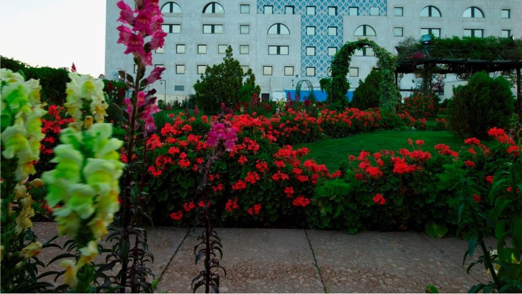 the garden at al sayedah zeinab hotel damascus syria